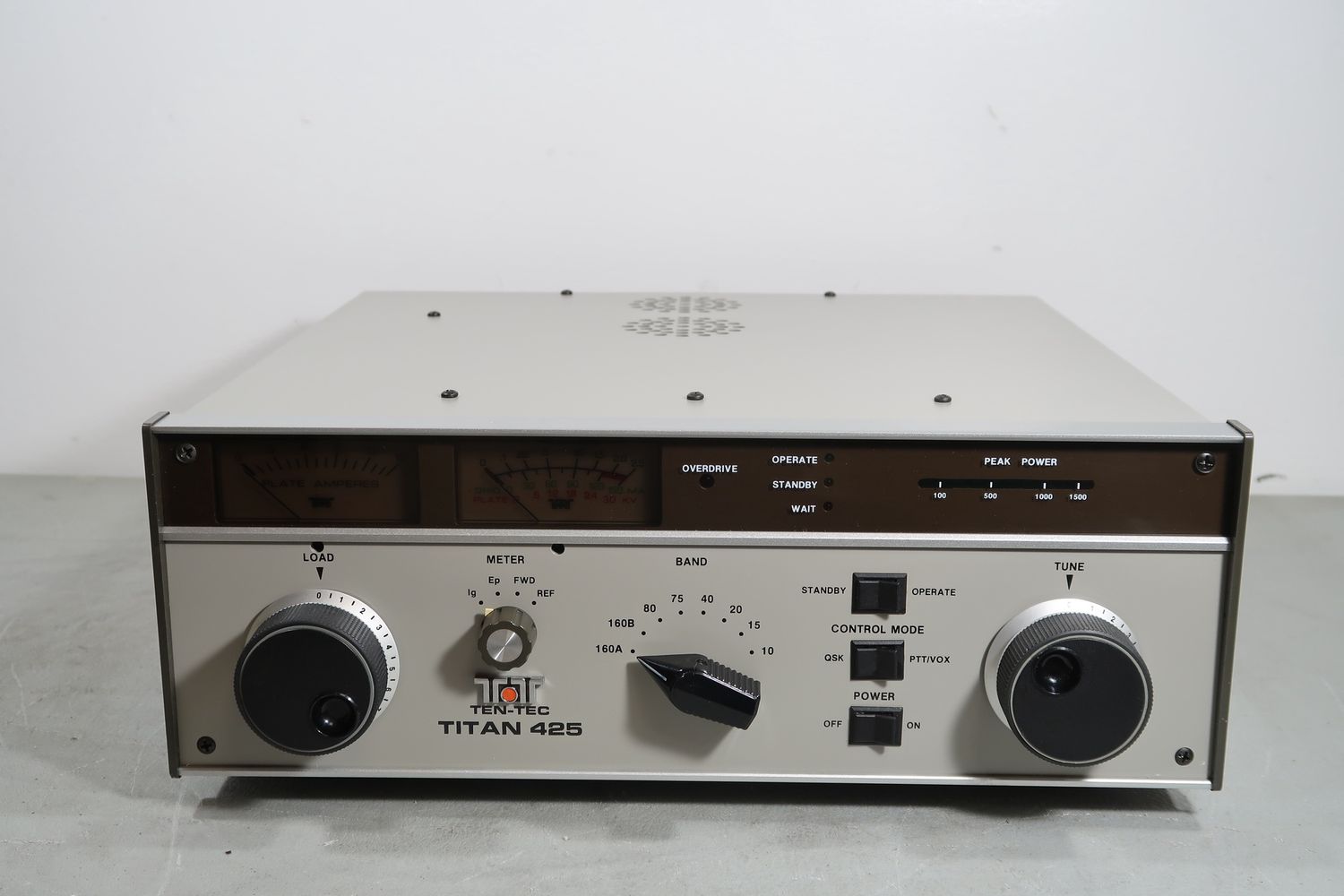 U19012 Used Ten-Tec Model 425 Titan Power Amplifier w/ Power Supply