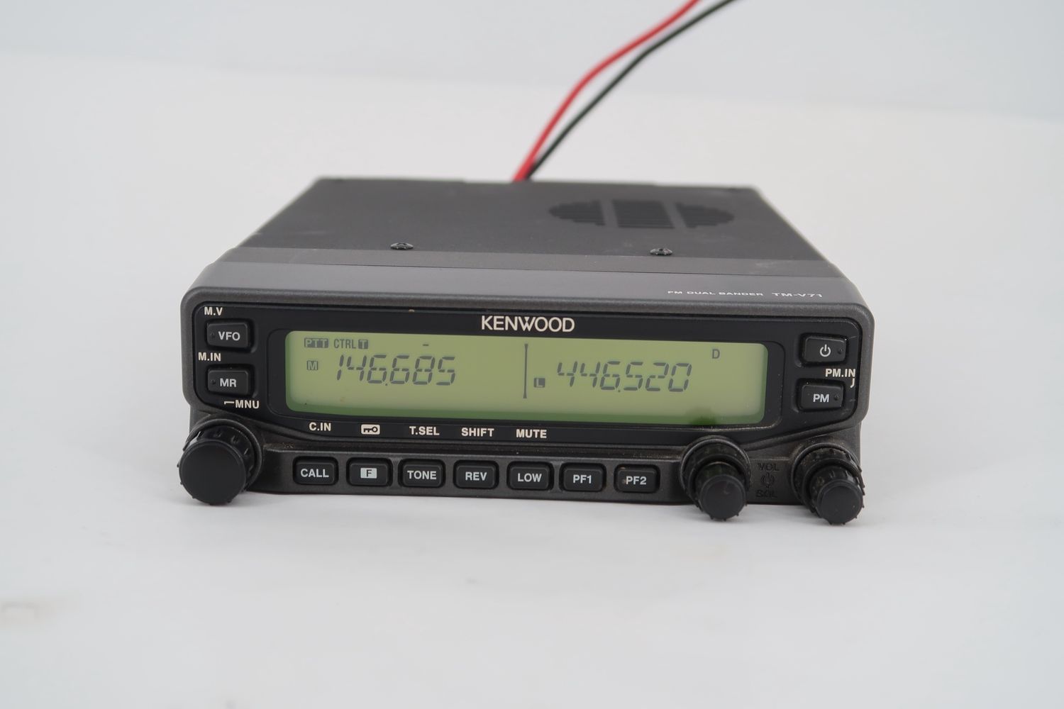 U19014 Used Kenwood TM-V71A 144/440MHz FM Dual Band Transceiver