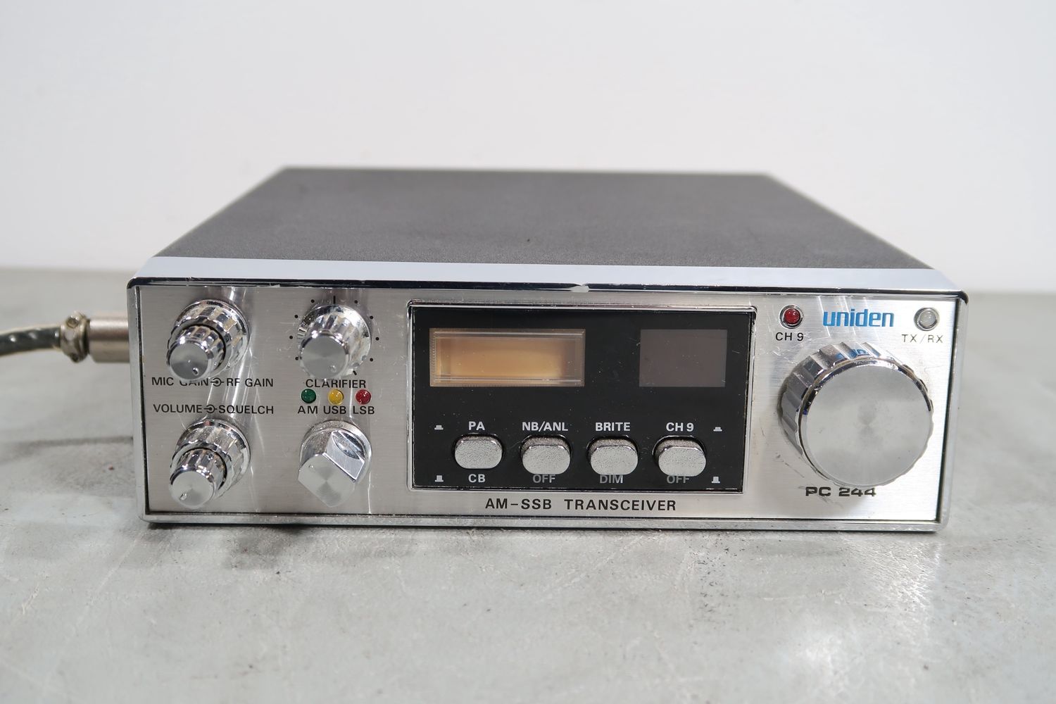 U19041 AS IS Untested Uniden PC-244 Mobile AM/SSB Transceiver