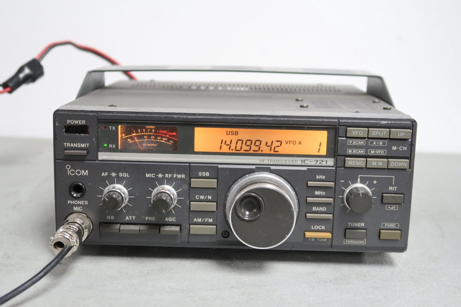 U19057 AS IS Untested Icom IC-721 HF Transceiver