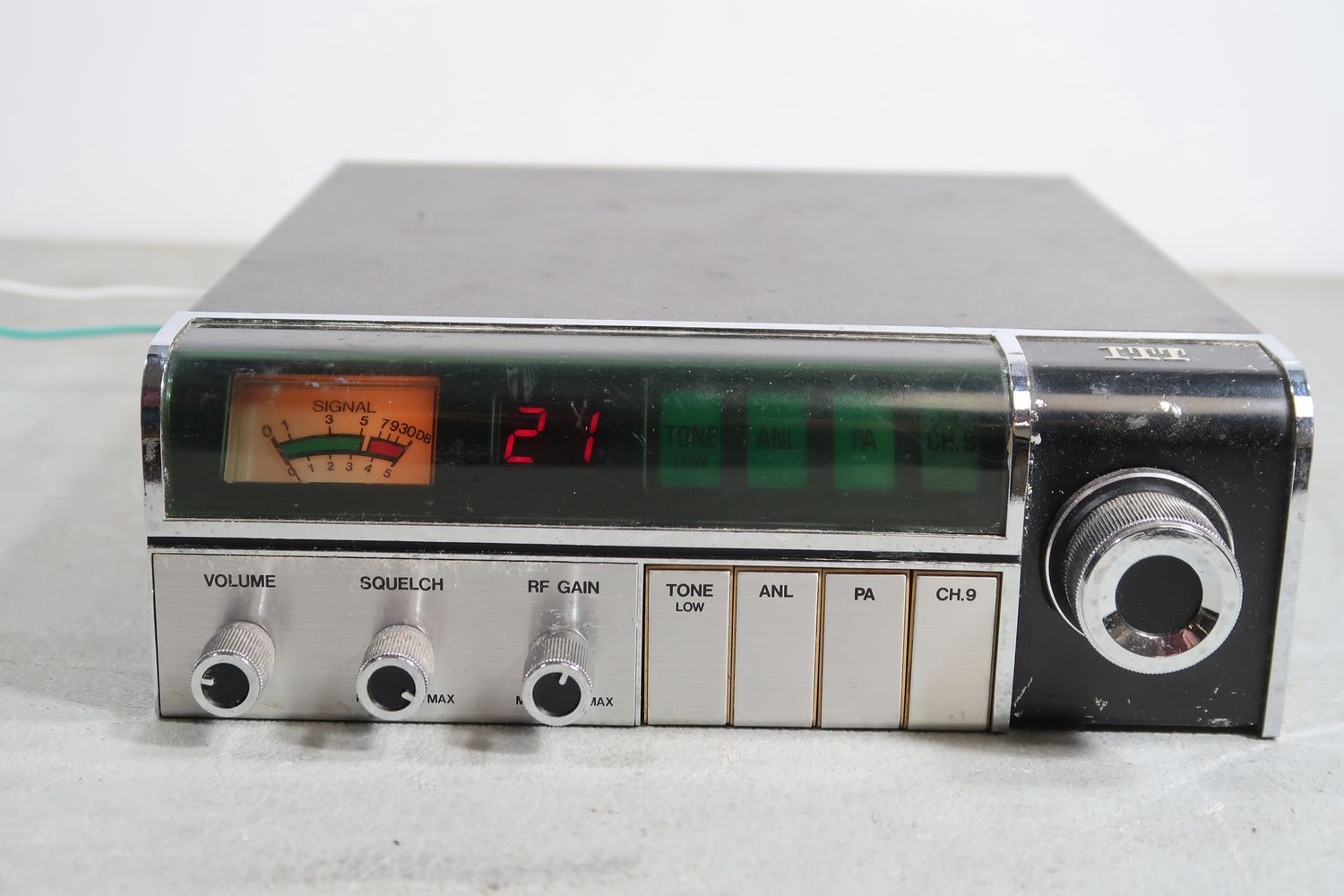 U19061 AS IS Untested ITT Model 4400M 40Ch. Channel CB Radio