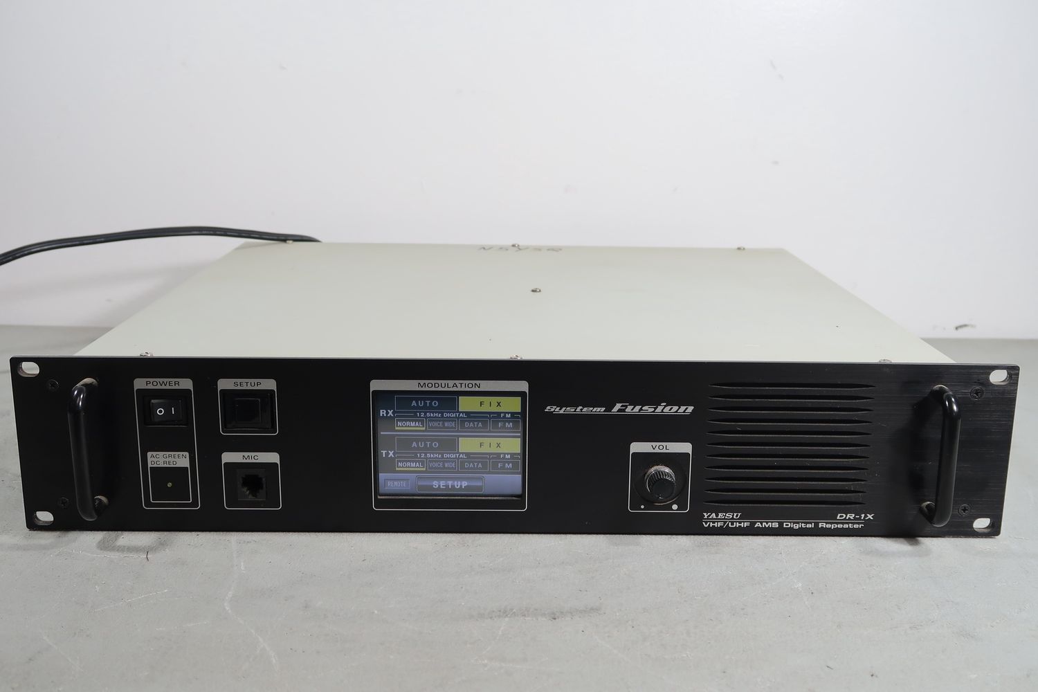 U19098 Used Yaesu DR-1X VHF/UHF AMS Digital Repeater