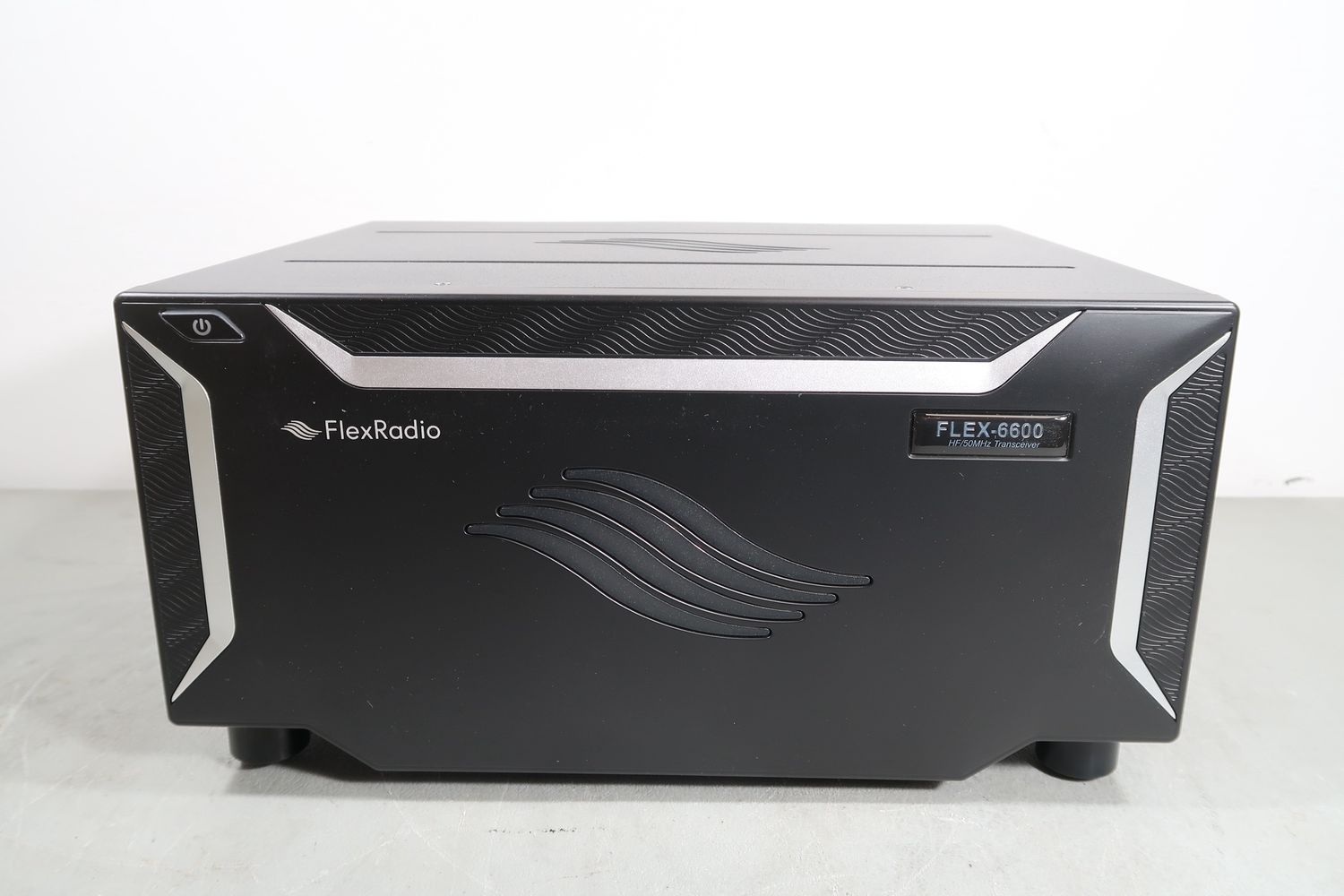 U19100 Used FLEX-6600 SDR HF/50 MHz Transceiver