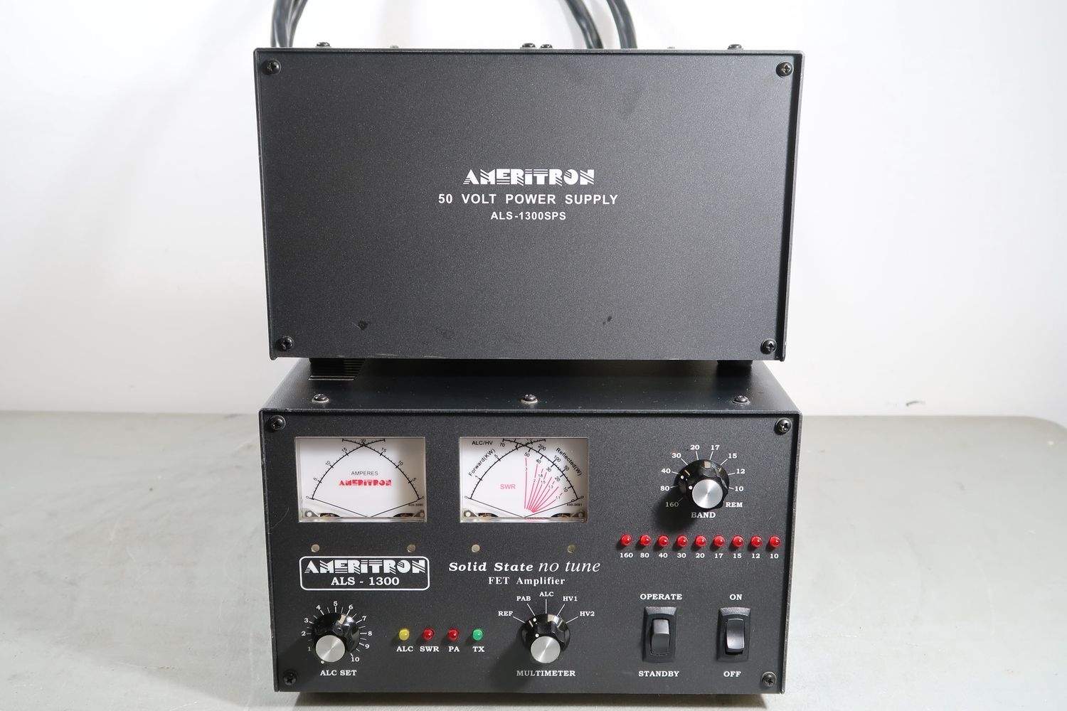 U19165 Used Ameritron ALS-1300 Solid State FET Amp w/ Power Supply