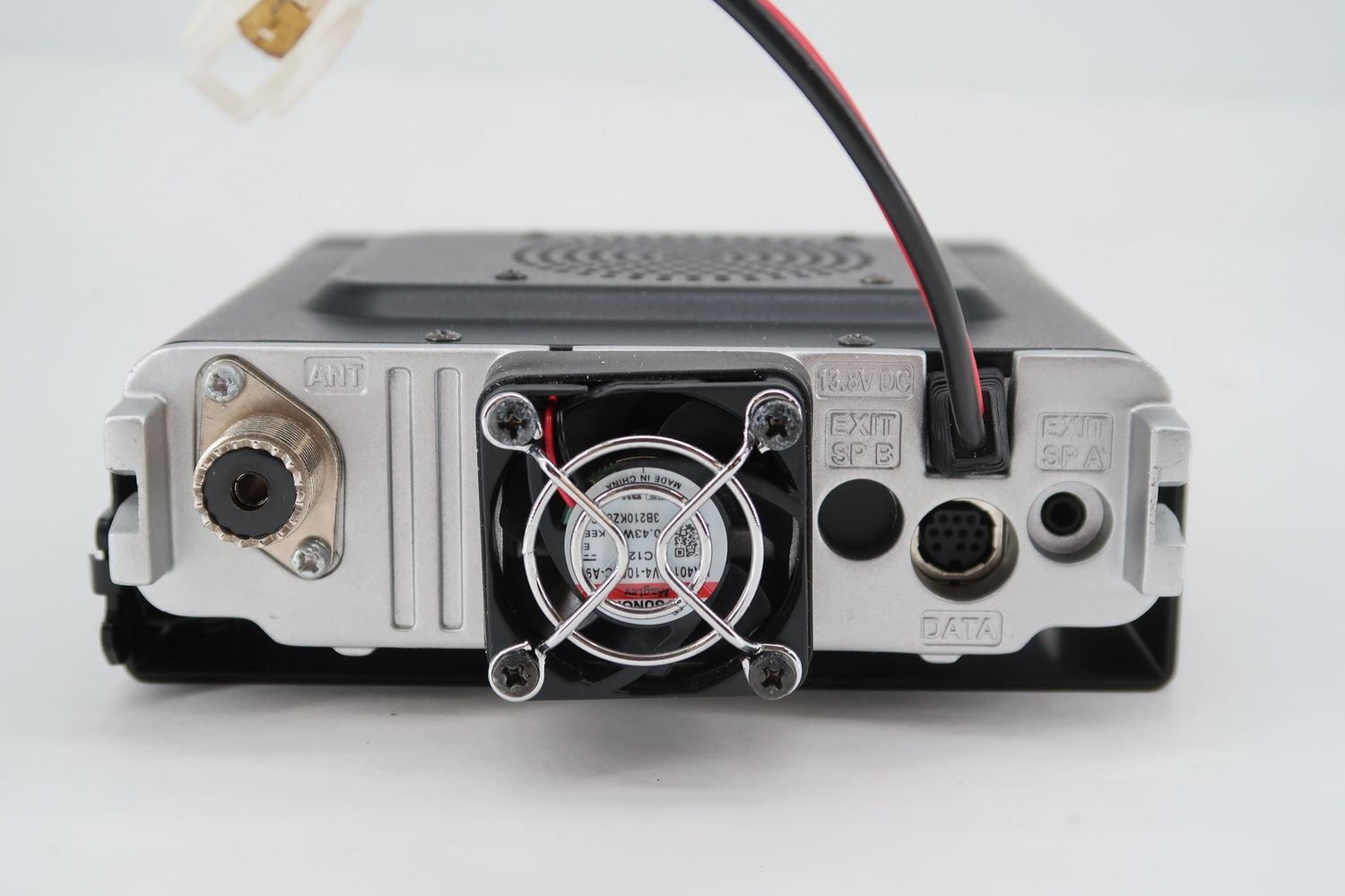 U19187 Used Yaesu FTM-200DR Mobile Dual Band Digital Transceiver