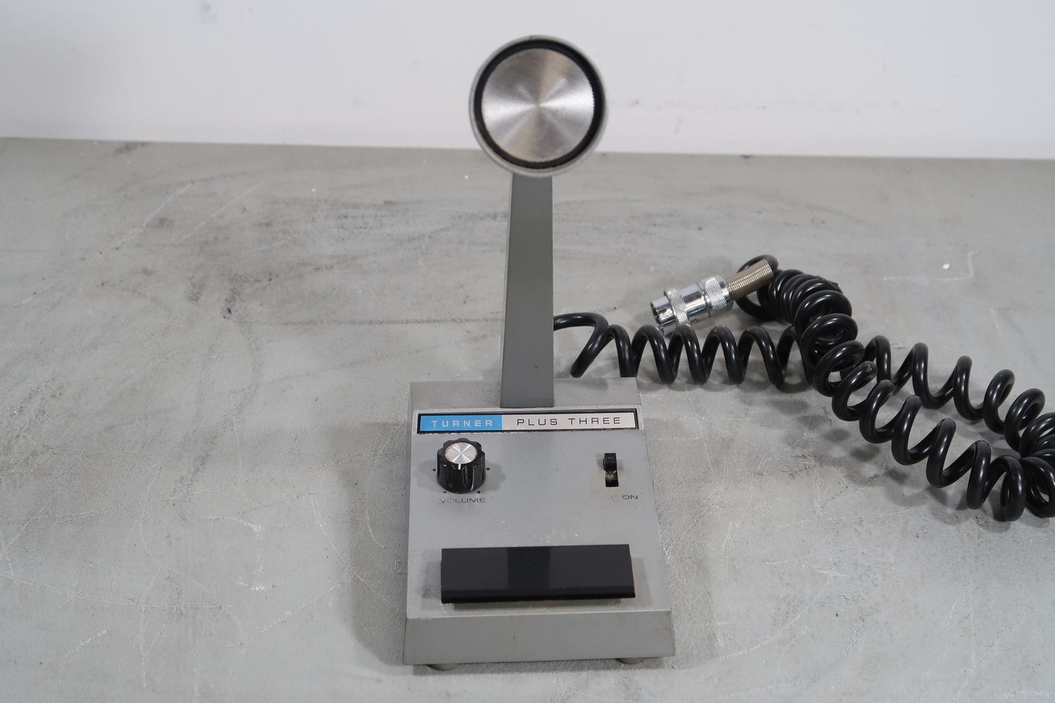 U19197 AS IS Untested Turner Plus Three Vintage Desktop Microphone