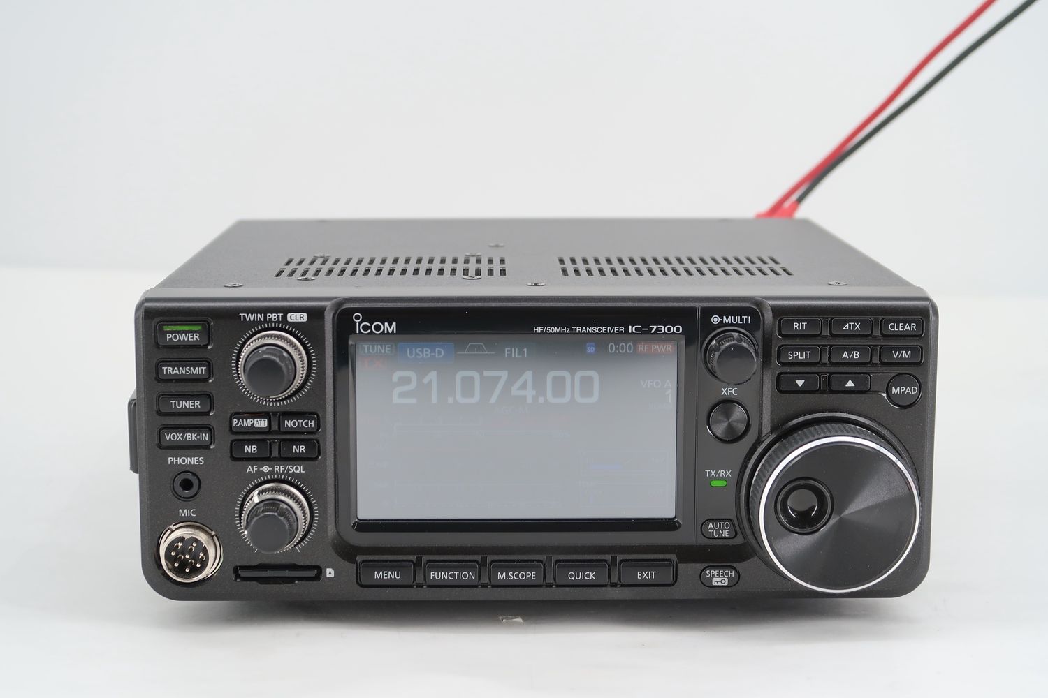 U19250 Used ICOM IC-7300 HF/50MHz Transceiver (No Mic)