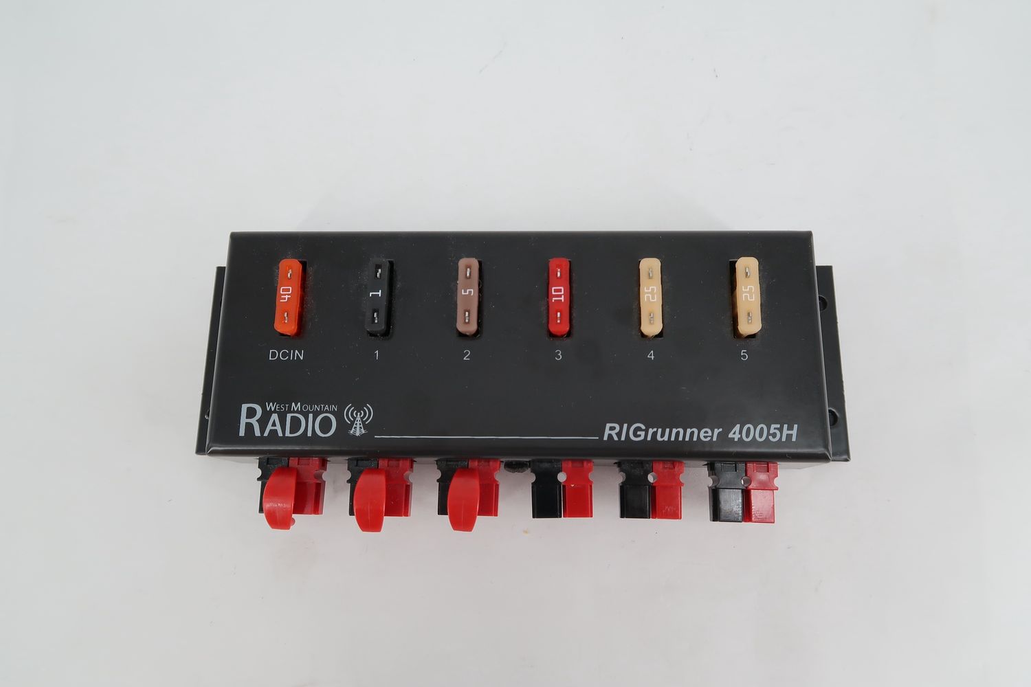 U19261 Used West Mountain Radio RIGRunner 4005H DC Power Panel