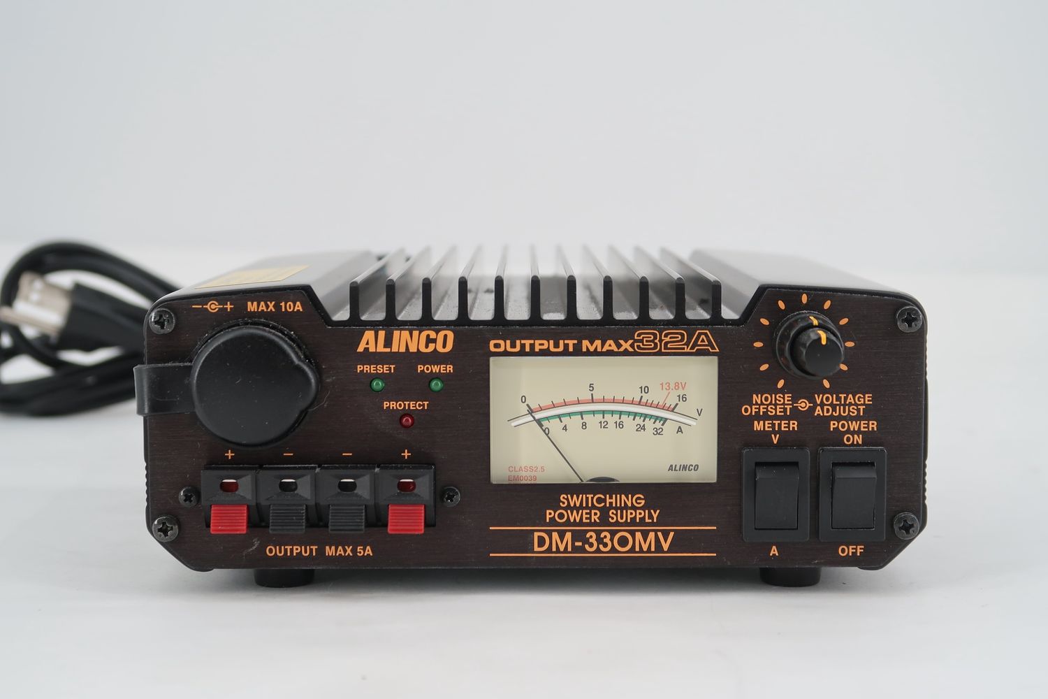U19259 Used Alinco DM-330MVT 32A Max Switching Power Supply