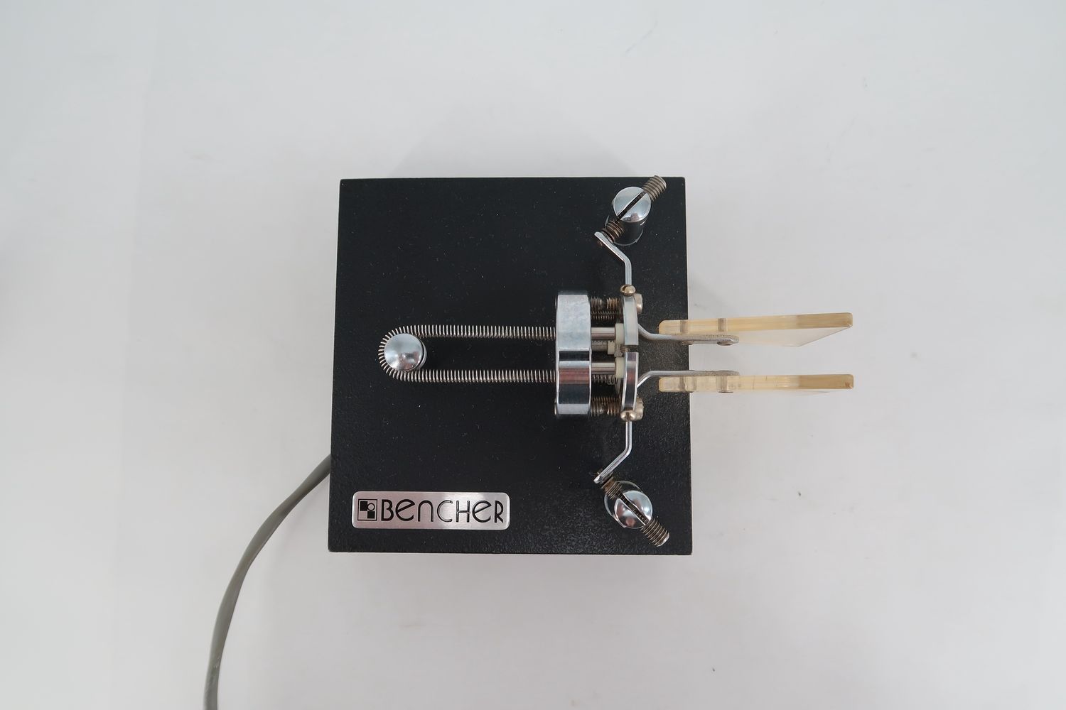 U19262 Used Bencher BY-1 Iambic Paddle Key