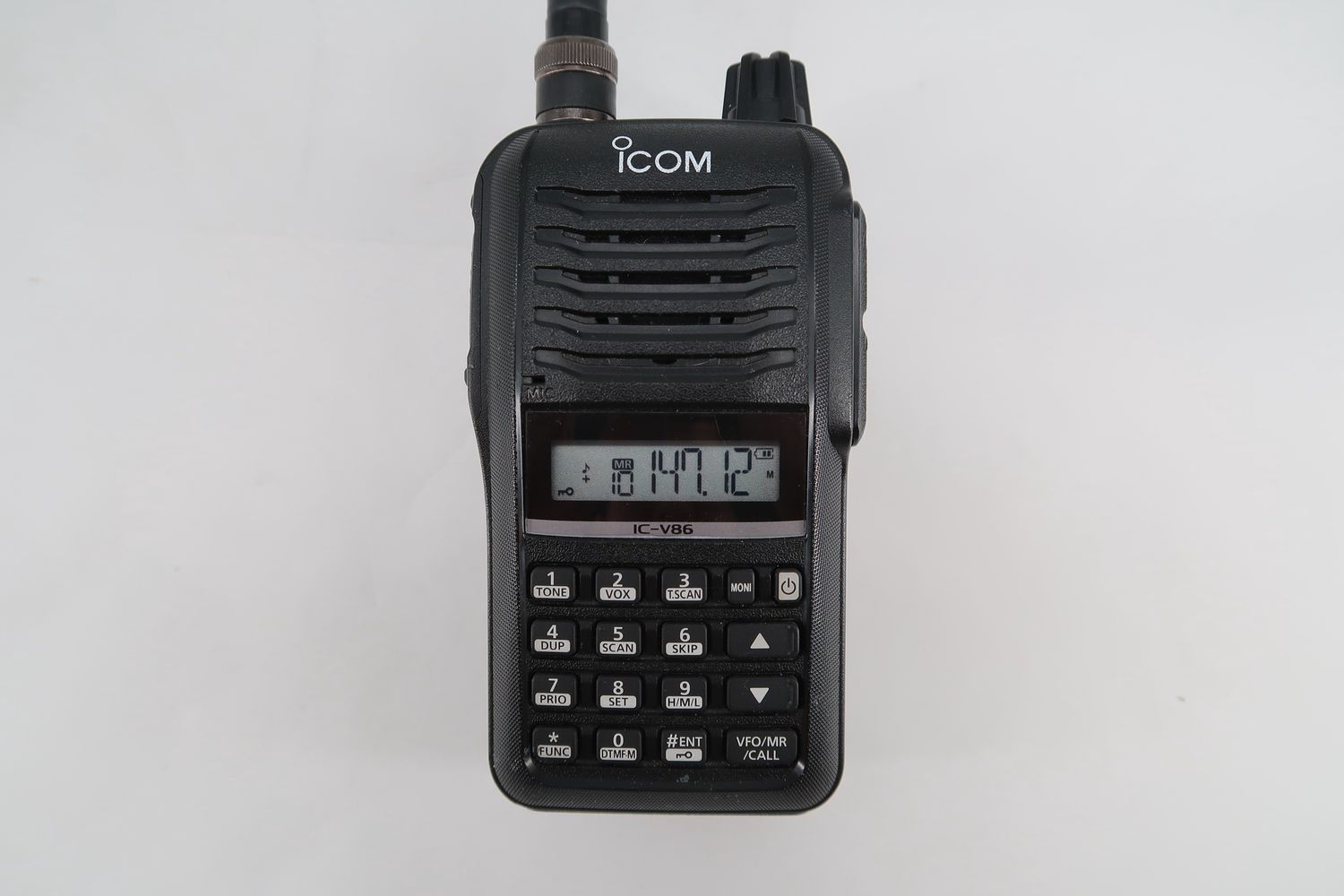 U19277 Used Icom IC-V86 Handheld VHF Transceiver