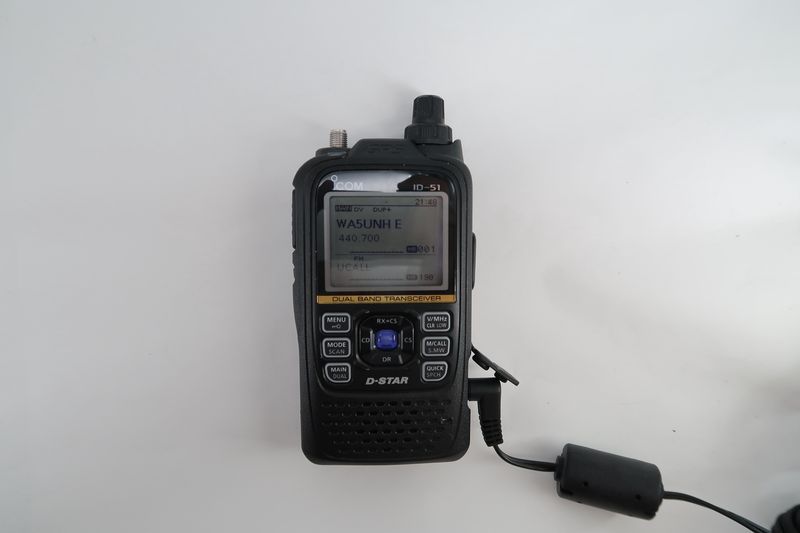 U19292 Used Icom ID-51A Plus2 Dual Band Handheld Transceiver w
