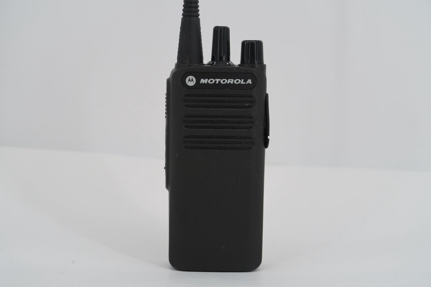 U19289 Used Motorola CP100d Analog UHF Two-Way Radio (AAH87YDC9JA2AN)