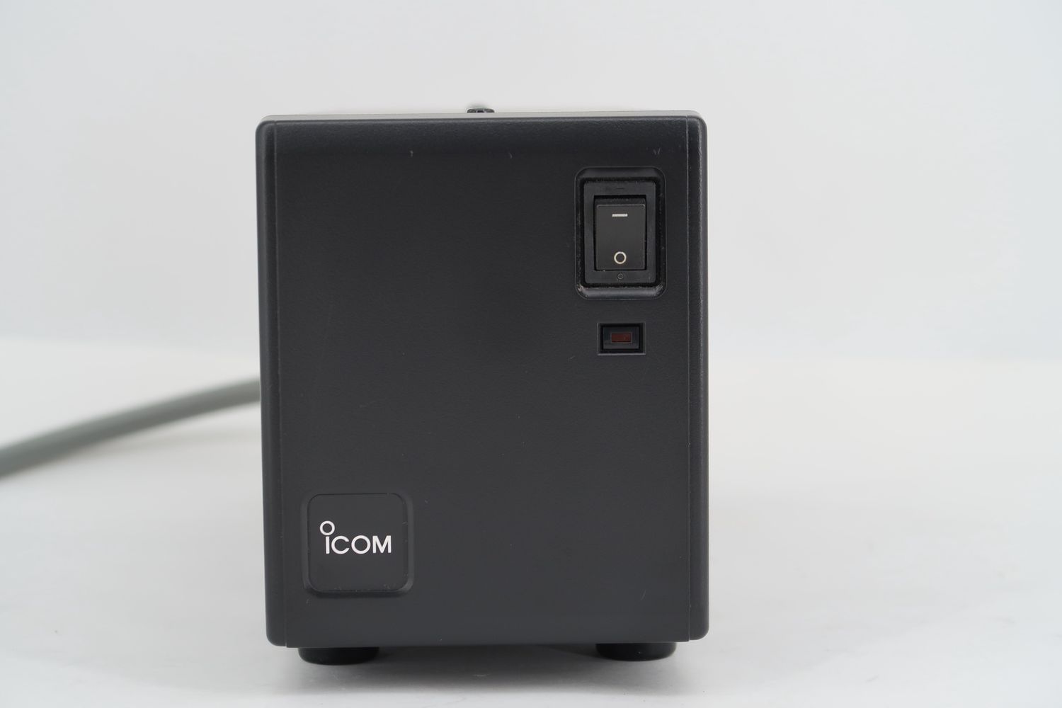 U19326 Used Icom PS-125 DC Power Supply