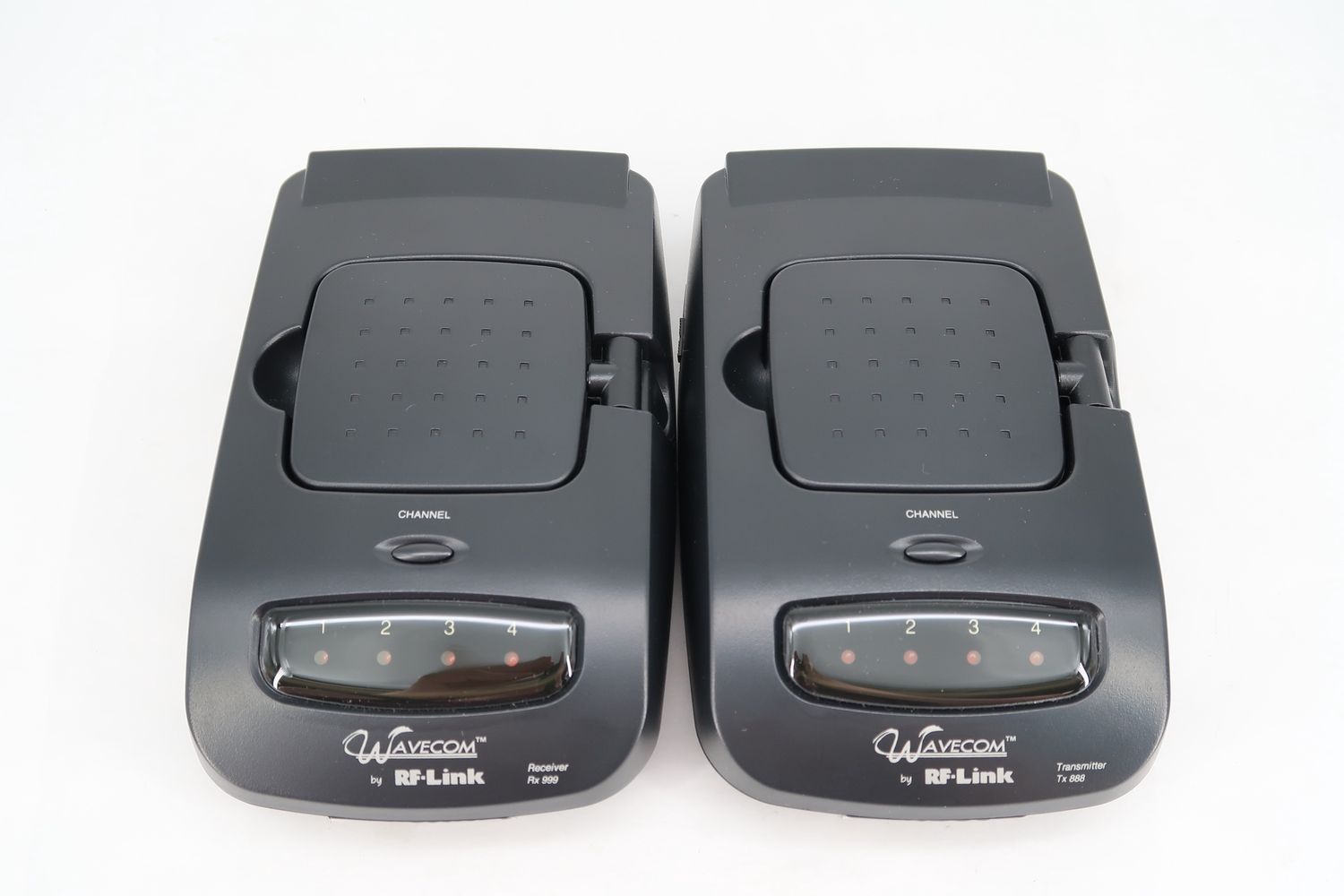U19346 Used RF-Link WAVECOM Jr. Wireless A/V Transmit-Receive Kit