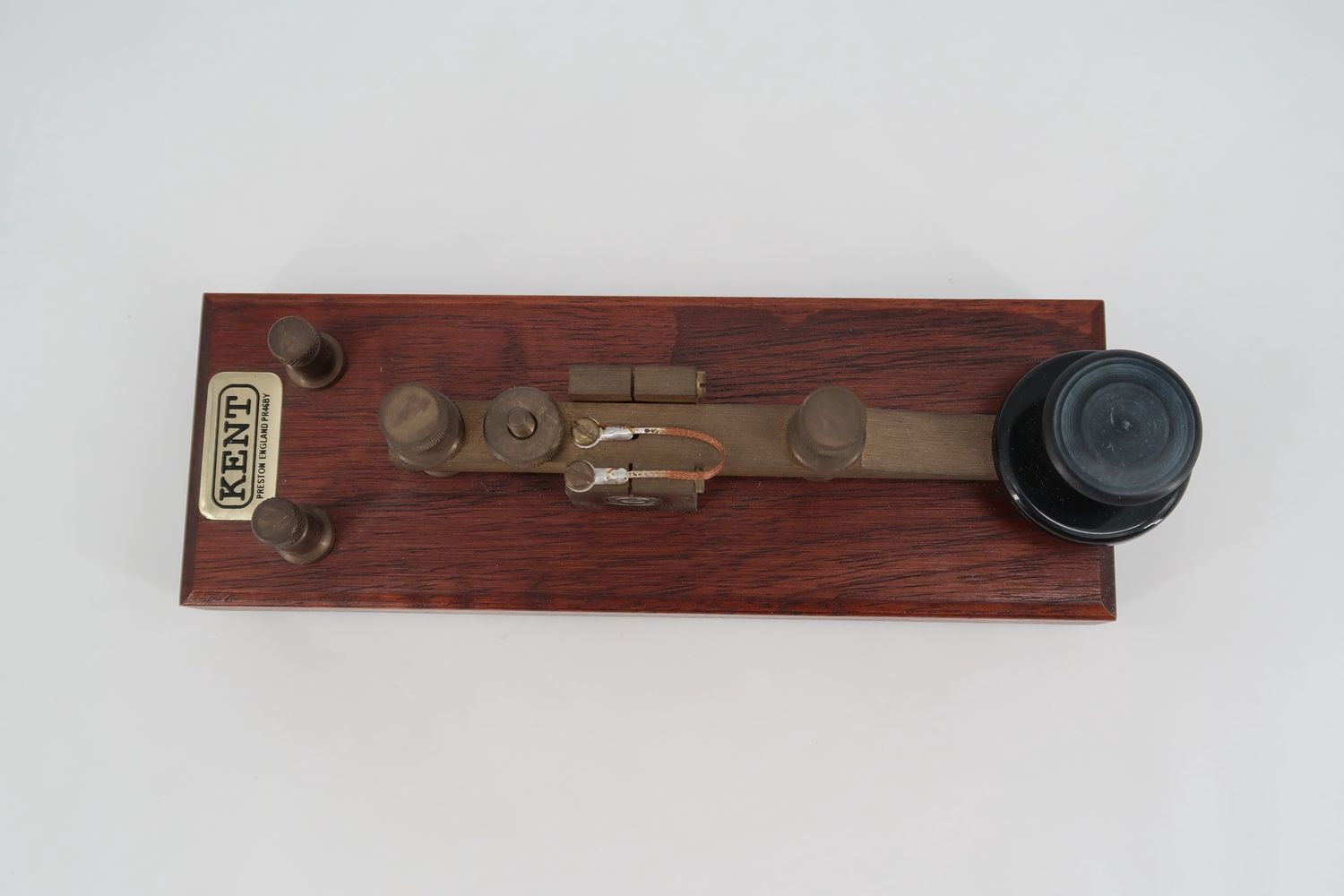 U19383 Used Kent Hand Key CW Straight Key in Box