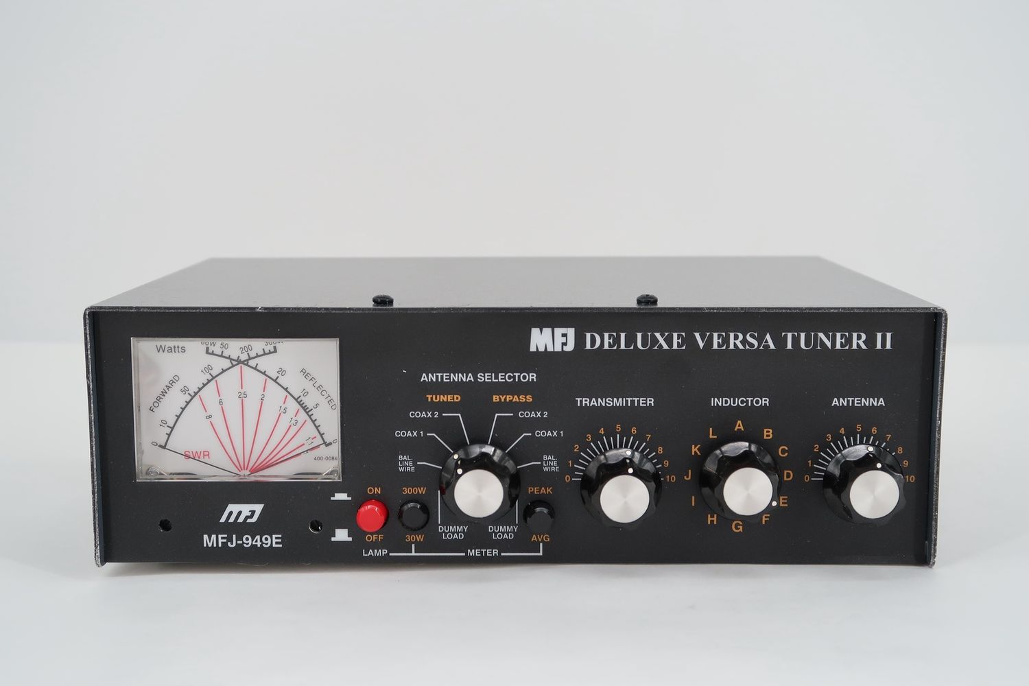 U19435 Used MFJ-949E Deluxe Versa Tuner II Antenna Tuner