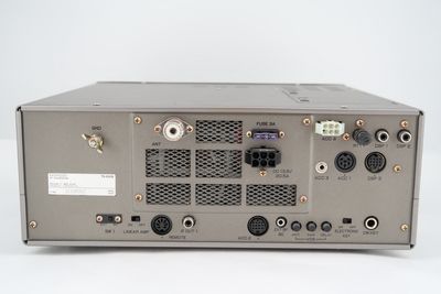 U19489 Kenwood TS-850S HF Transceiver w/ LOTS of Filters