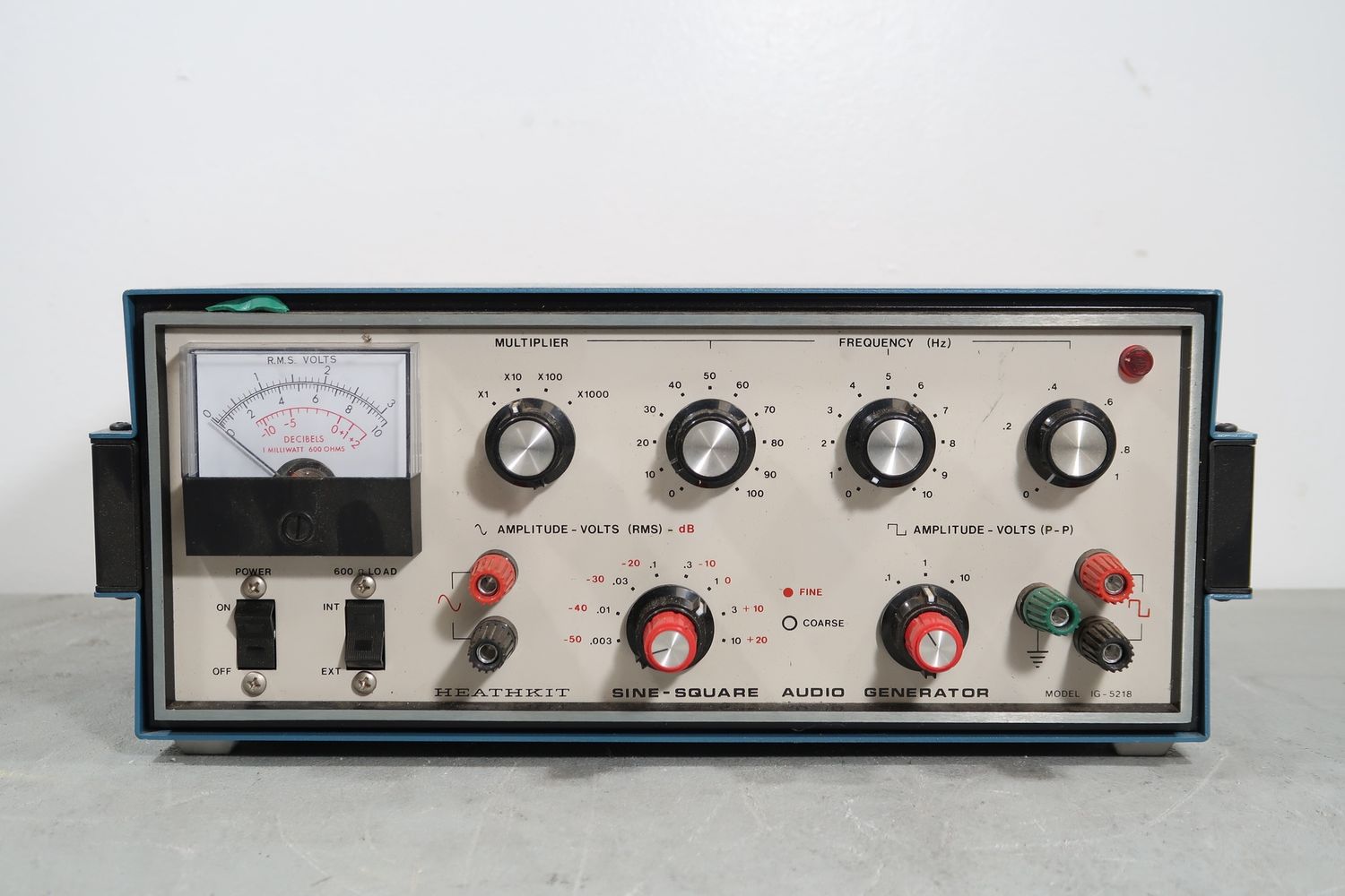U19530 Uuntested AS IS Heathkit IG-5218 Sine-Square Audio Generator