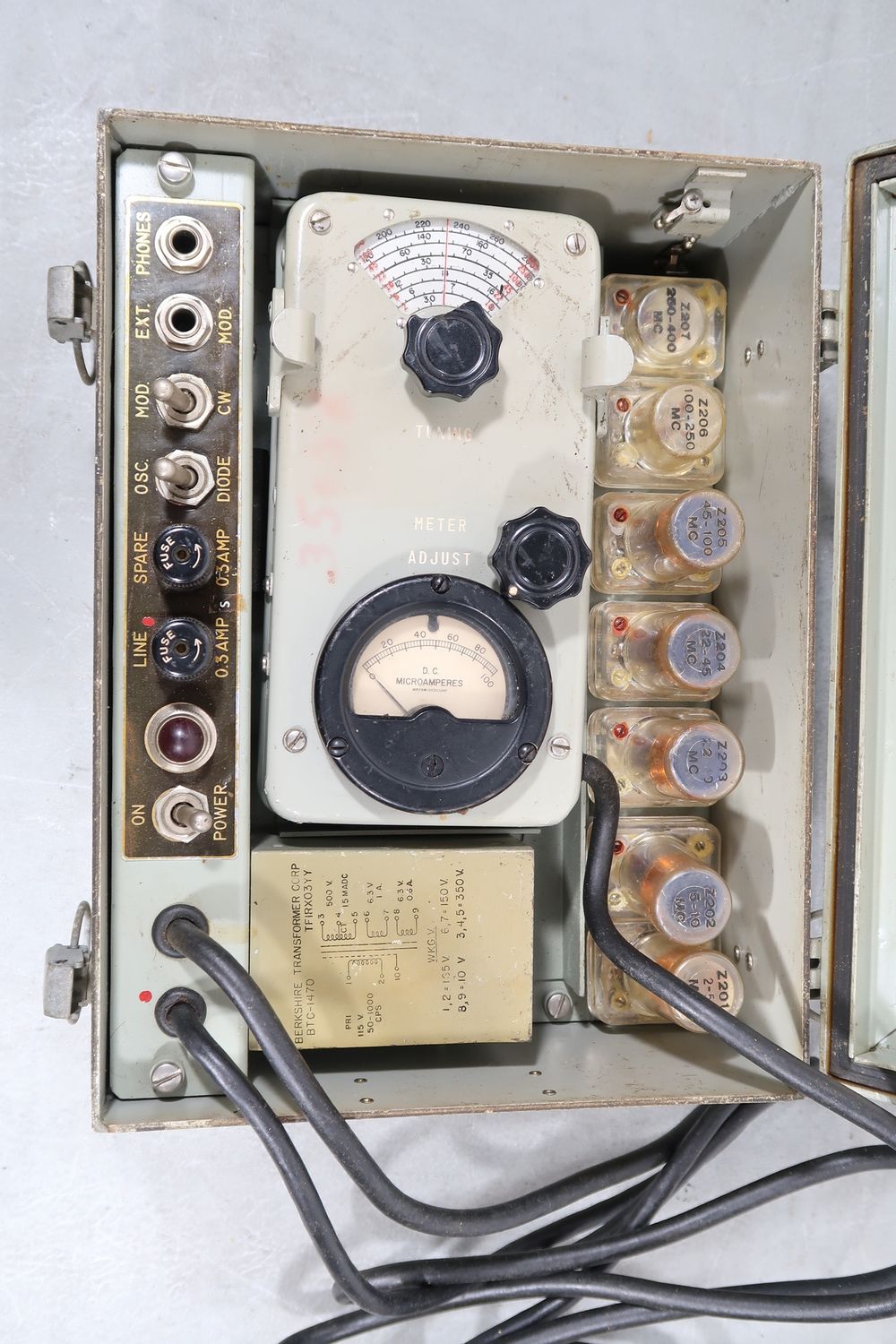 U19536 AS IS Taffet Electronics AN/PRM-10 Vintage Military Oscillator Set