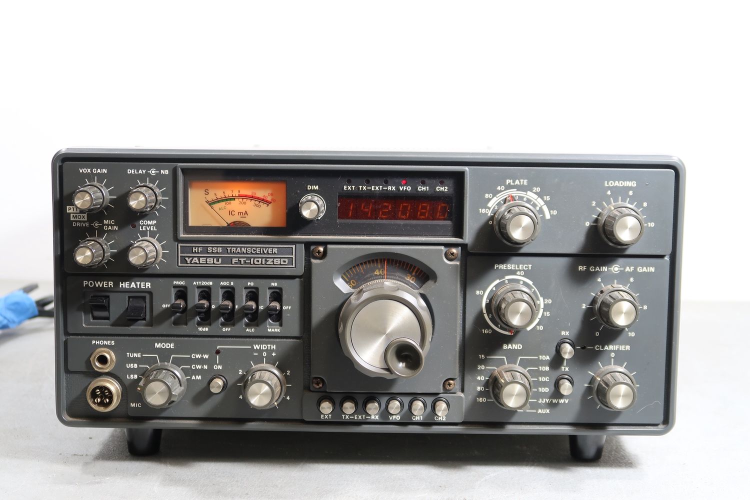 U19628 AS IS Untested Yaesu FT-101ZSD HF SSB Transceiver