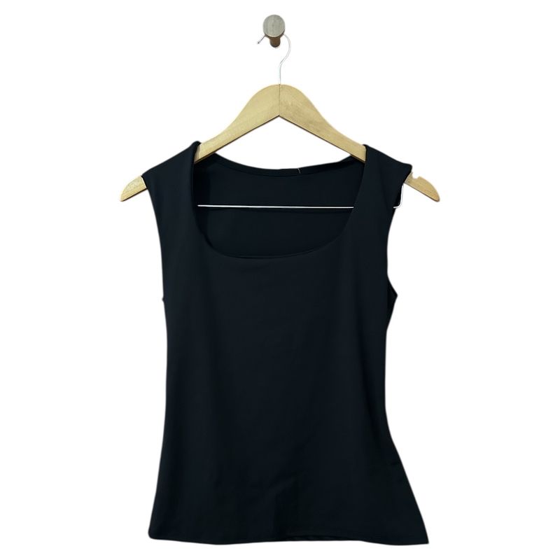Top Cuadrado Negro