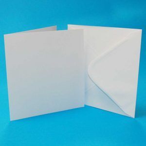 8x8 Pack of 25 cards and envelopes