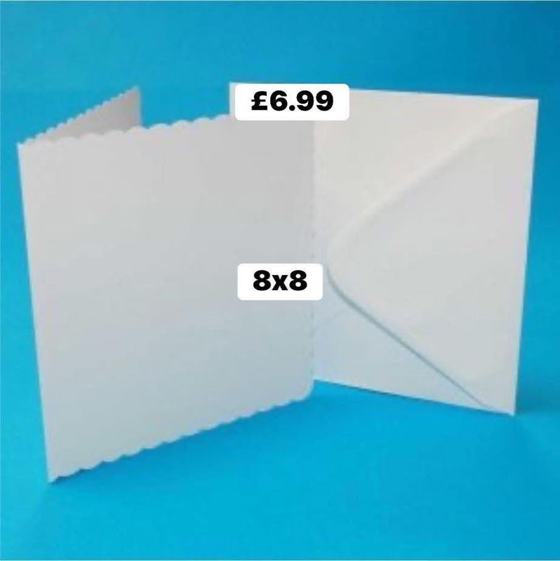 Scallop Edge Card and Envelope Pack of 30  7x7