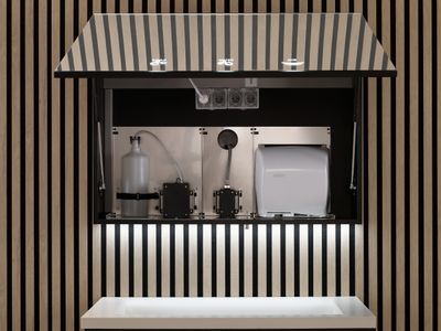 Armadietto a 3 moduli: Acqua + sapone + asciugamani