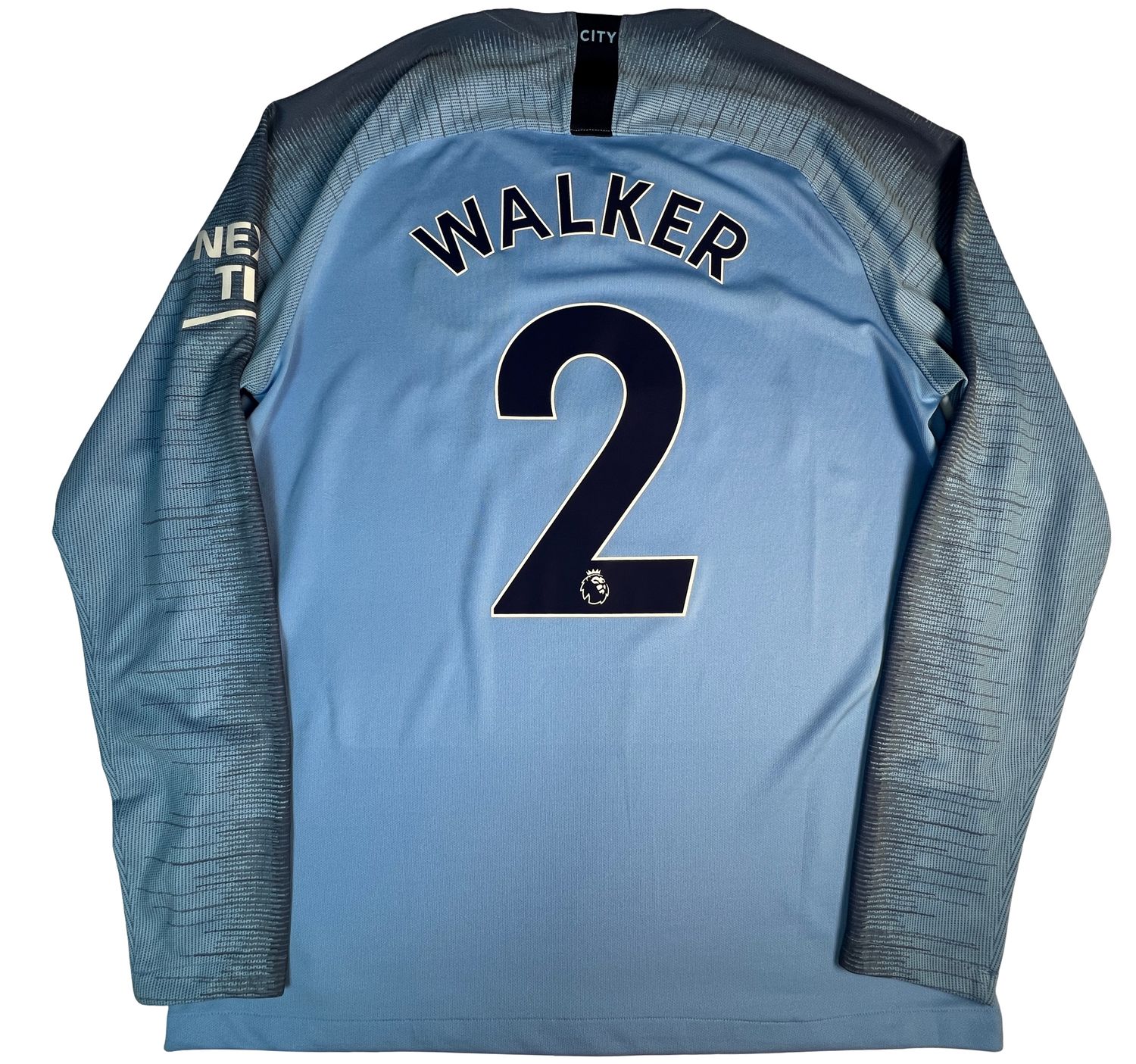 2018/19 Man City Nike Home Jersey L/S #2 Walker Size Large
