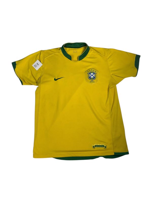 2006/07 Brazil Nike Home Jersey Size Medium