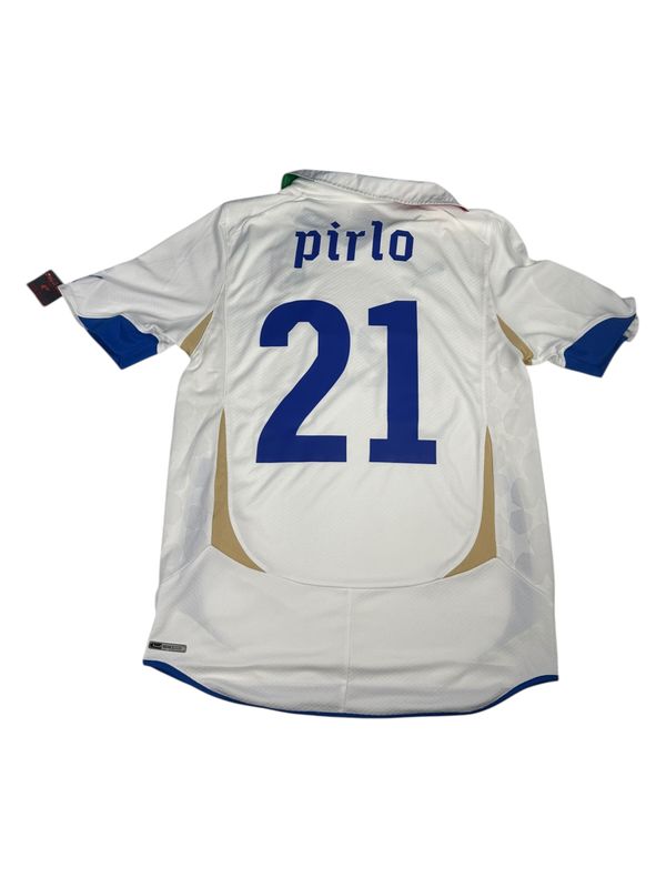 2010/11 Italy Puma Away Jersey #21 Pirlo Size Medium