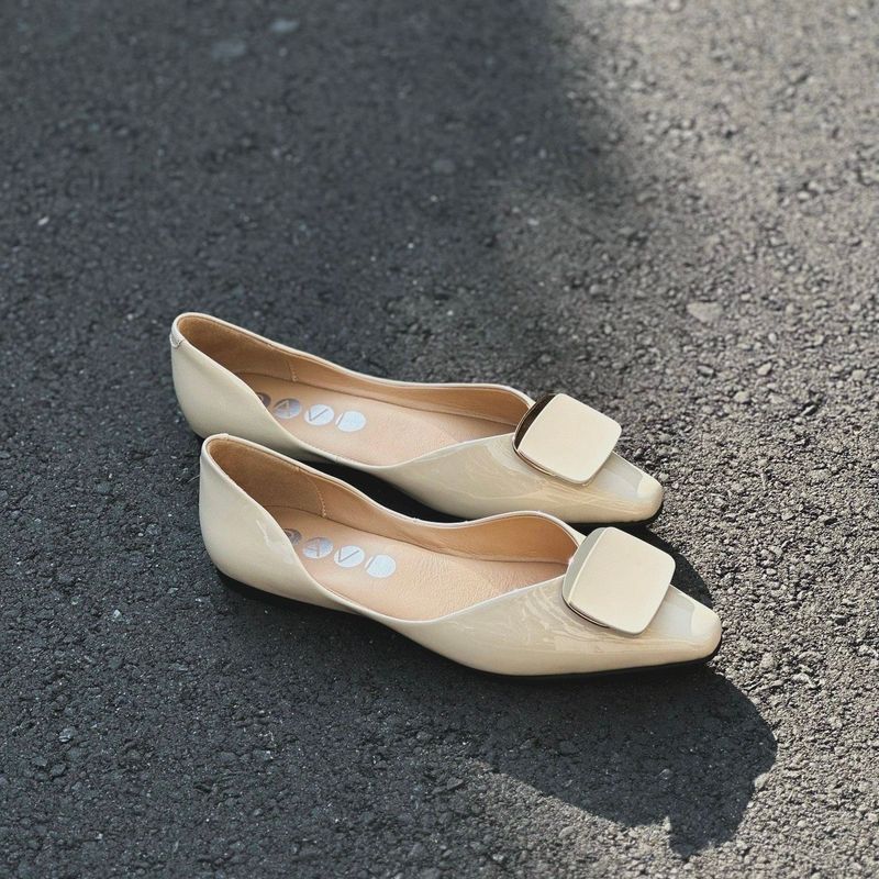 柔軟漆皮簡約小方頭鞋