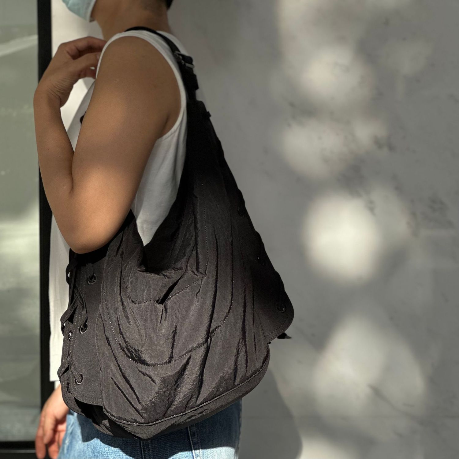 率性風厚磅尼龍牛角包