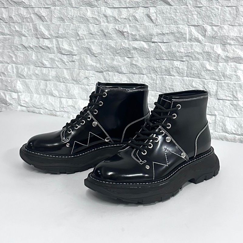 零碼_牛漆皮卯釘短靴