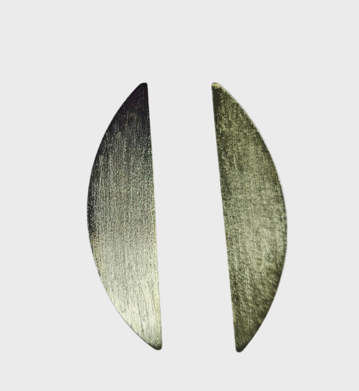 NEW MOON STUDS