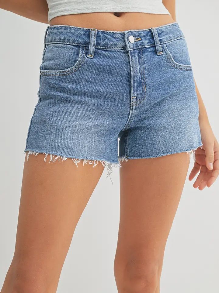 MID RISE COMFORT SHORT