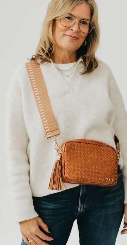 WOVEN WILLOW CAMERA CROSSBODY BAG