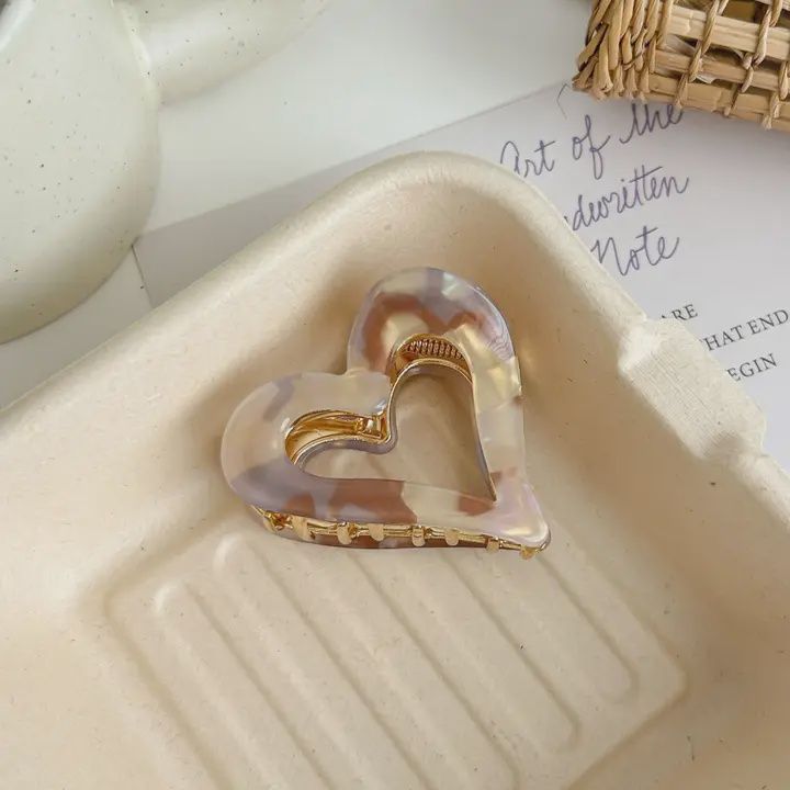 Modern Heart Claw Clip