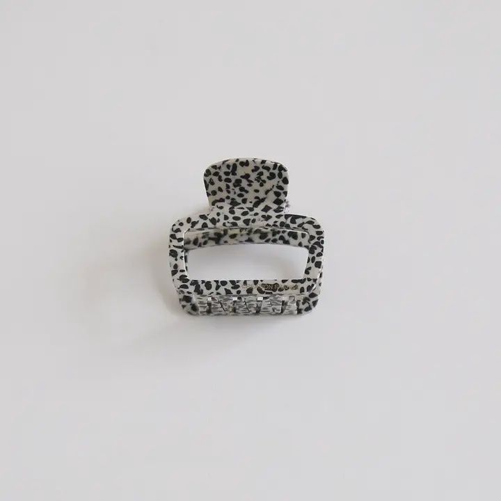 Minimalist Square Claw Clip, COLOR: BLACK &amp; WHITE SPECKS