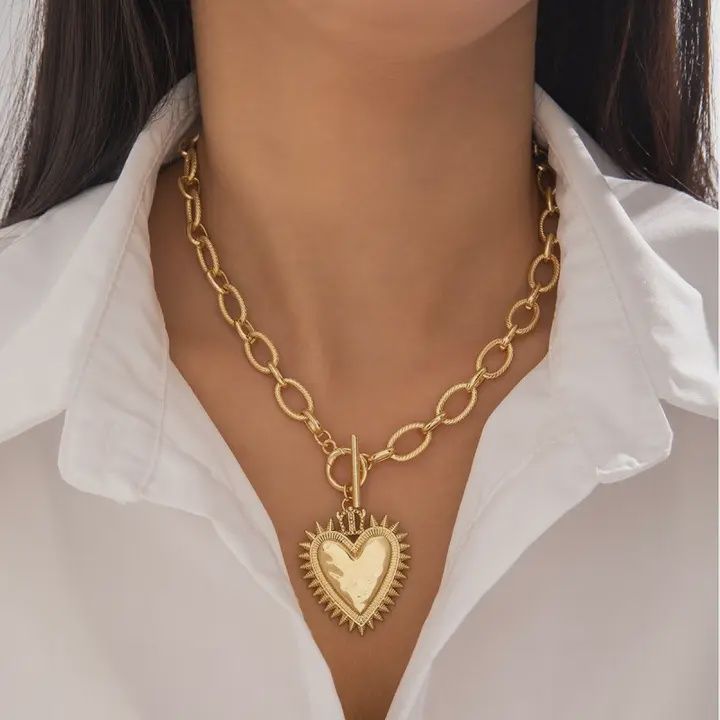 Spiked Heart Toggle Chain Necklace