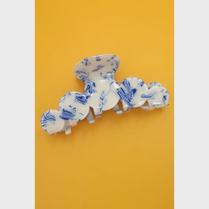 Toile Pattern Claw Clip