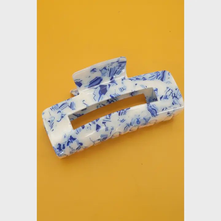 Toile Pattern Claw Clip