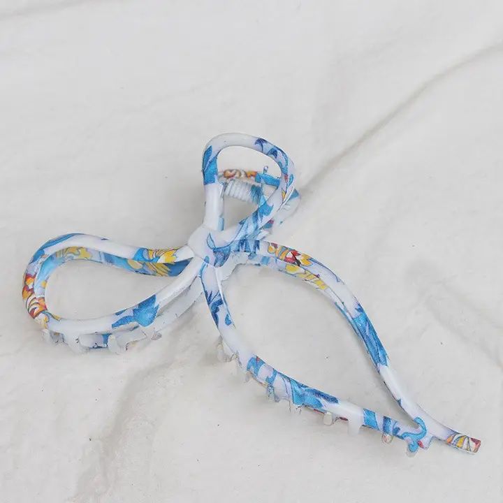 Thin Vintage Claw Clip