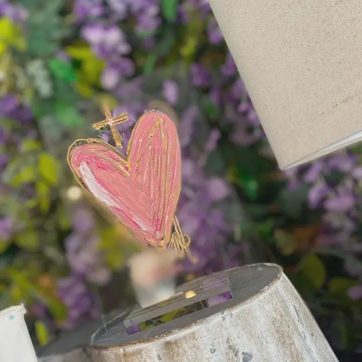 Acrylic Heart Stand