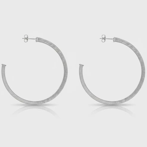 Silvia Hoops
