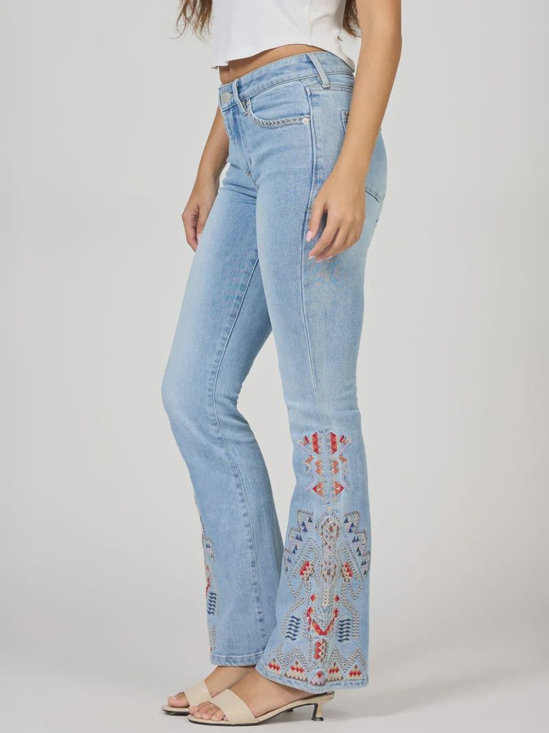 Jaxtyn Cropped Embroidered