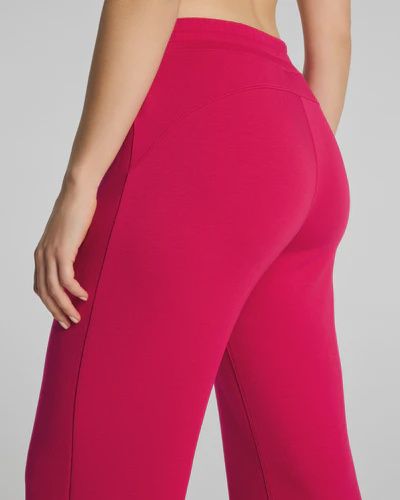 Airessentials Straight Leg Pant