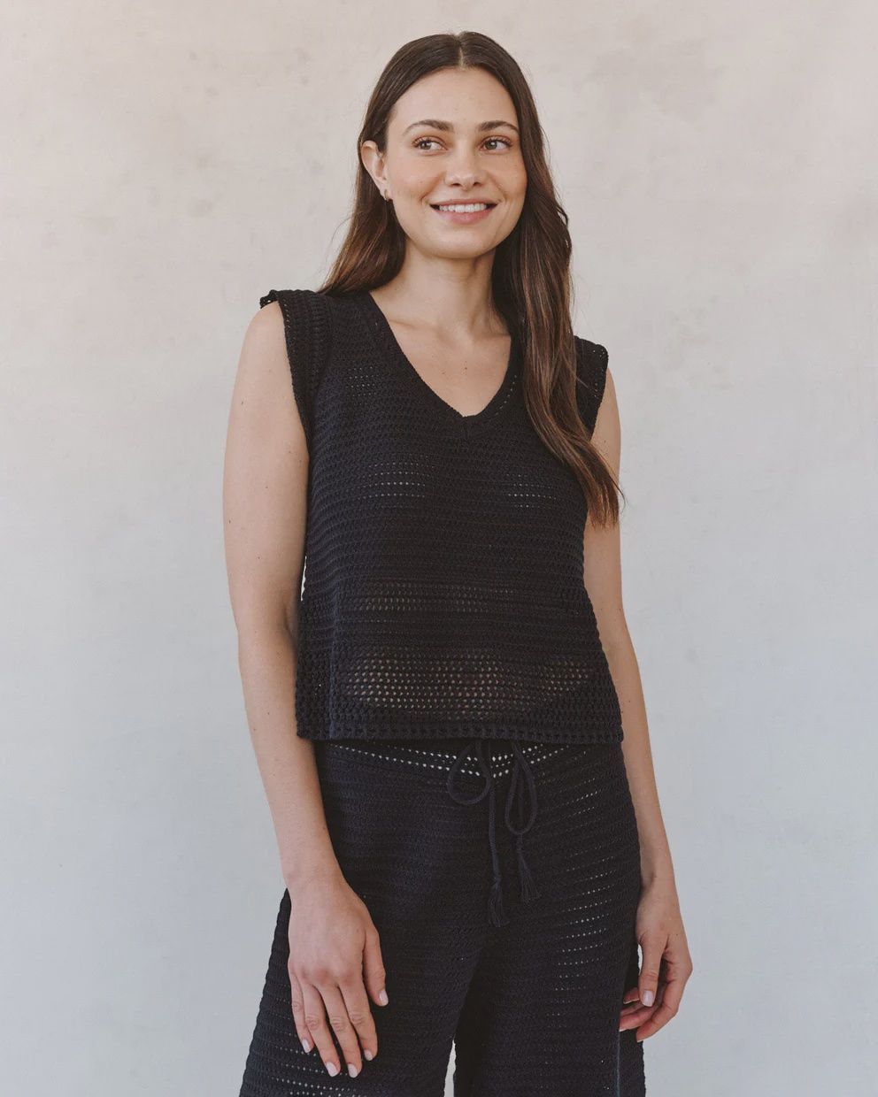 Short Sleeve V-Neck Crochet Top
