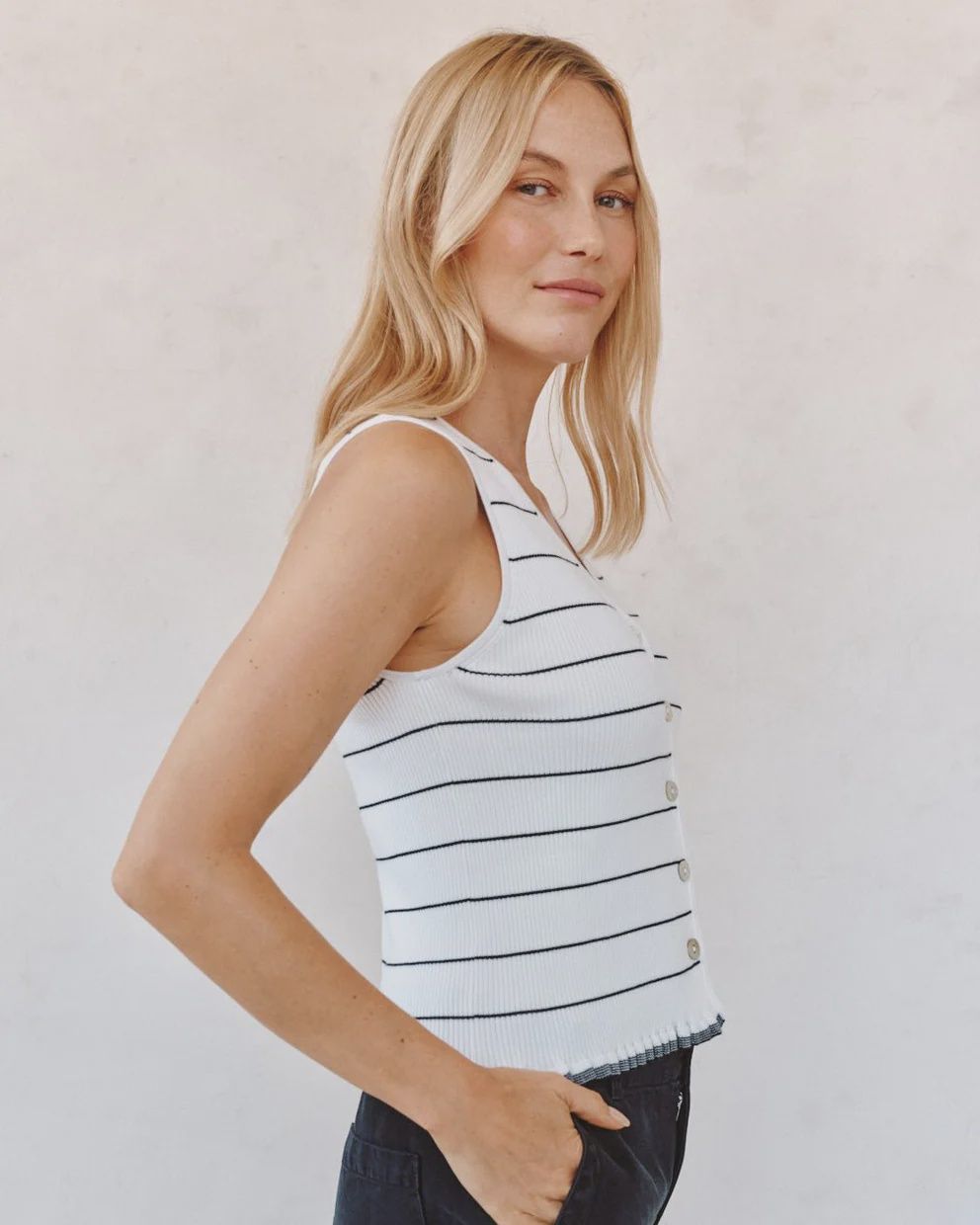 Ruffle Hem Knitted Vest